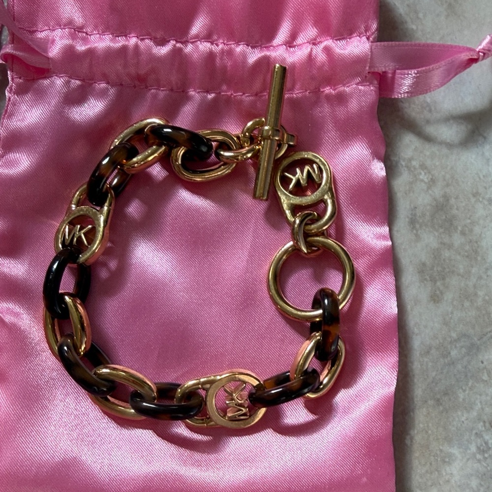 Michael Kors Gold and Tortoise Shell Link Bracelet